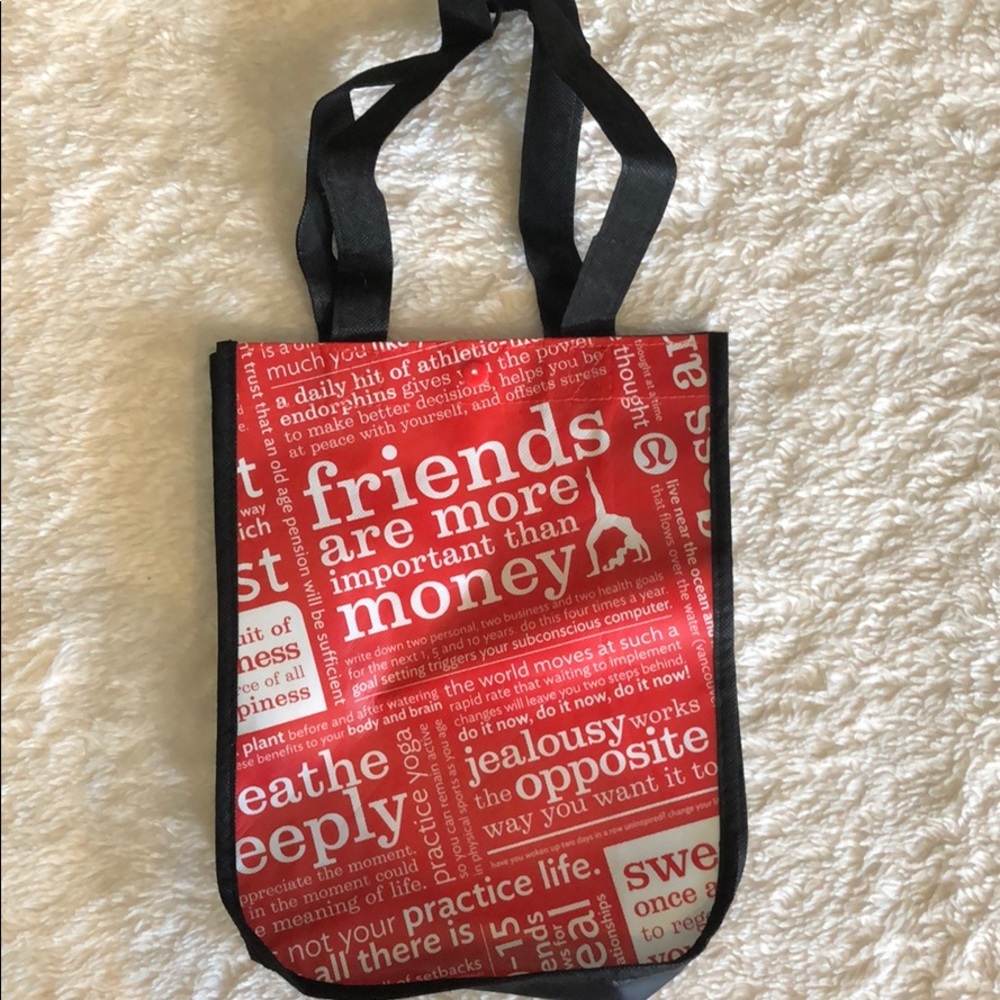 LULULEMON gift bag